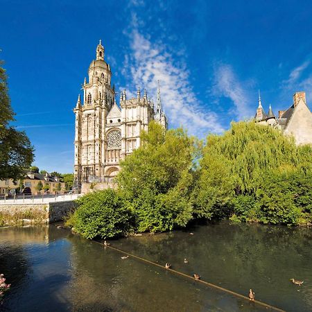 La Canadienne Evreux Bagian luar foto