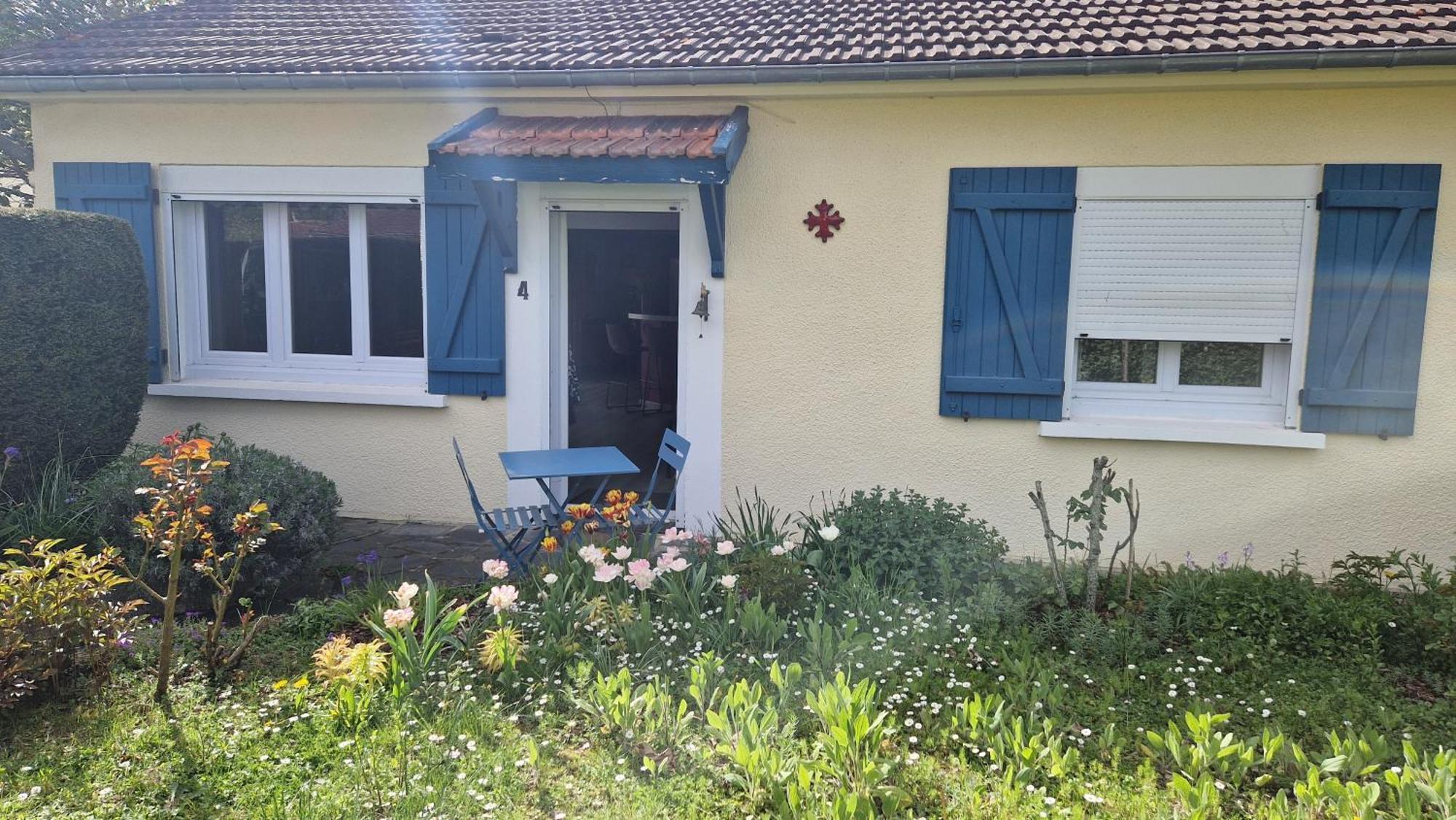 La Canadienne Evreux Bagian luar foto